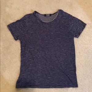 Dark blue stripe tee